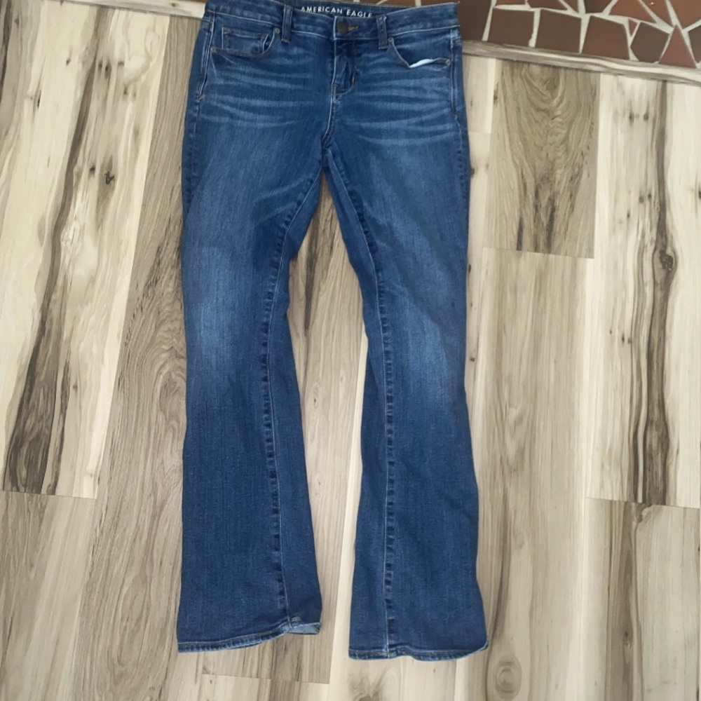 American Eagle Outfitters Women's Classic Blue Skinny kick Jeans